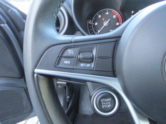 ALFA ROMEO Giulia 2.2 Turbodiesel 150 CV AT8 Business Navi/Camera
