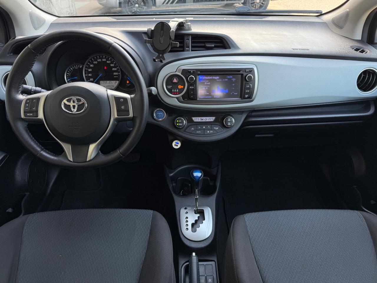 Toyota Yaris 1.5 Hybrid neopatentati