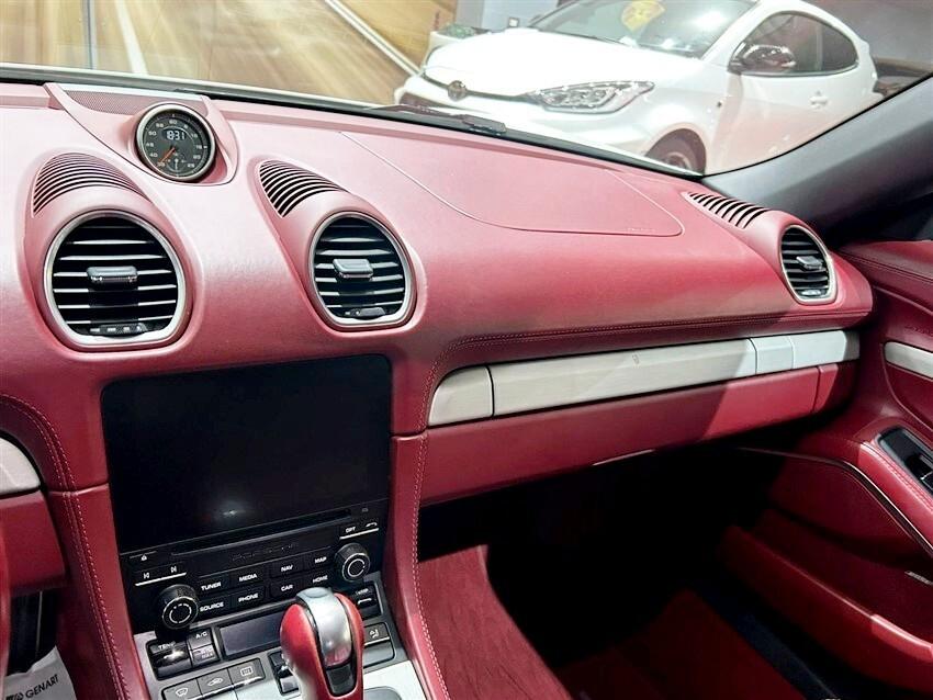 Porsche 718 Spyder Boxster 2.5 S