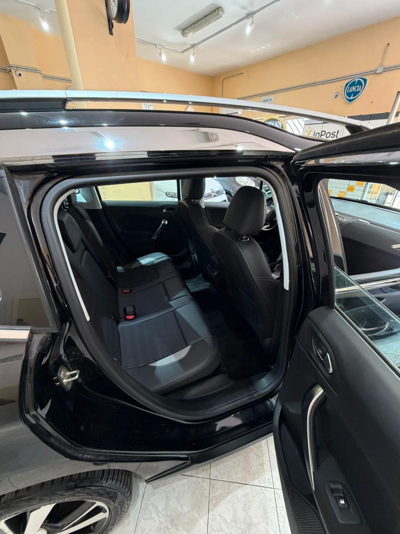 Peugeot 2008 PureTech Turbo 110 EAT6 S&S Allure