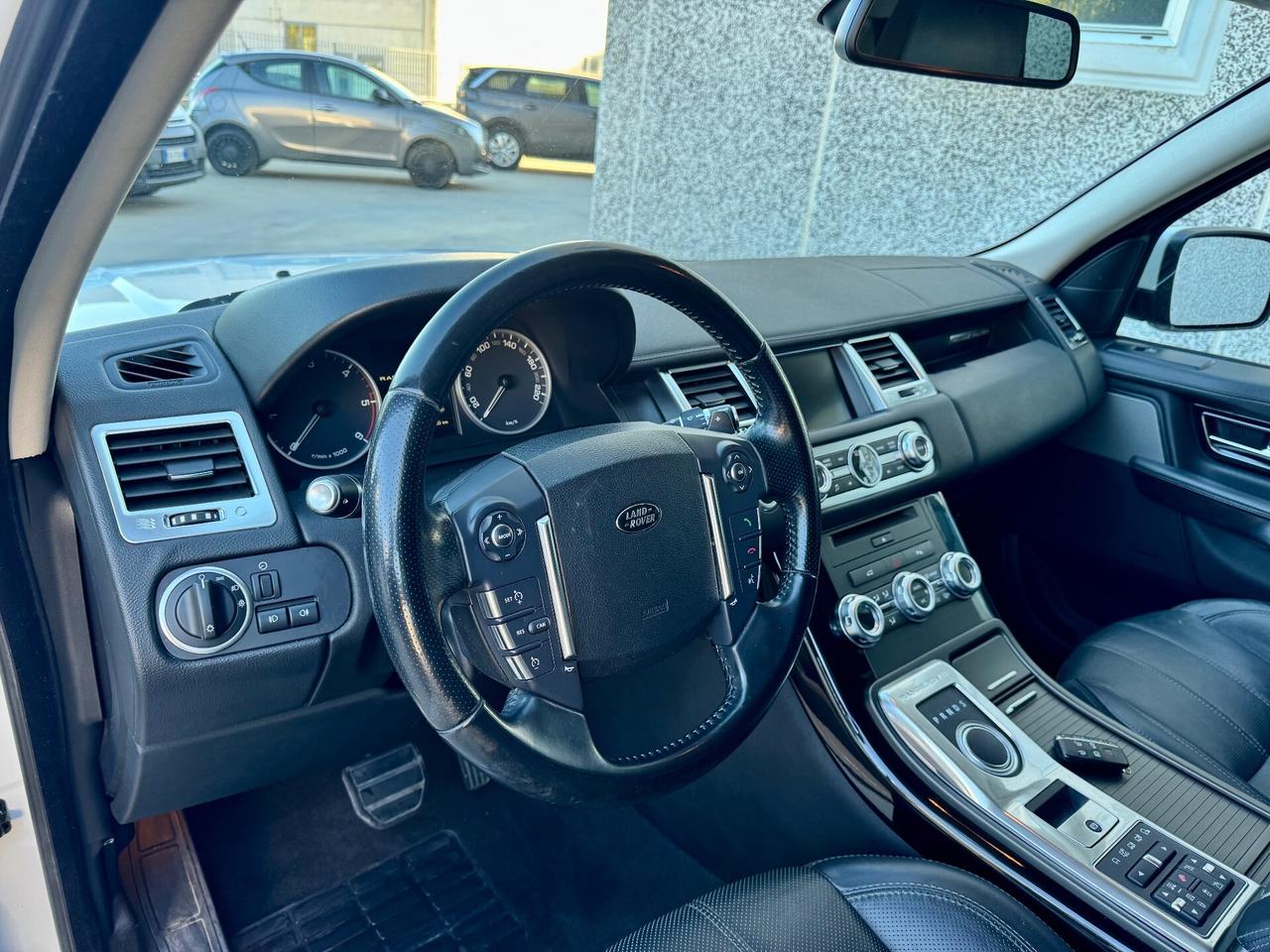 LAND ROVER RANGE ROVER SPORT 3.0 TDV6 HSE