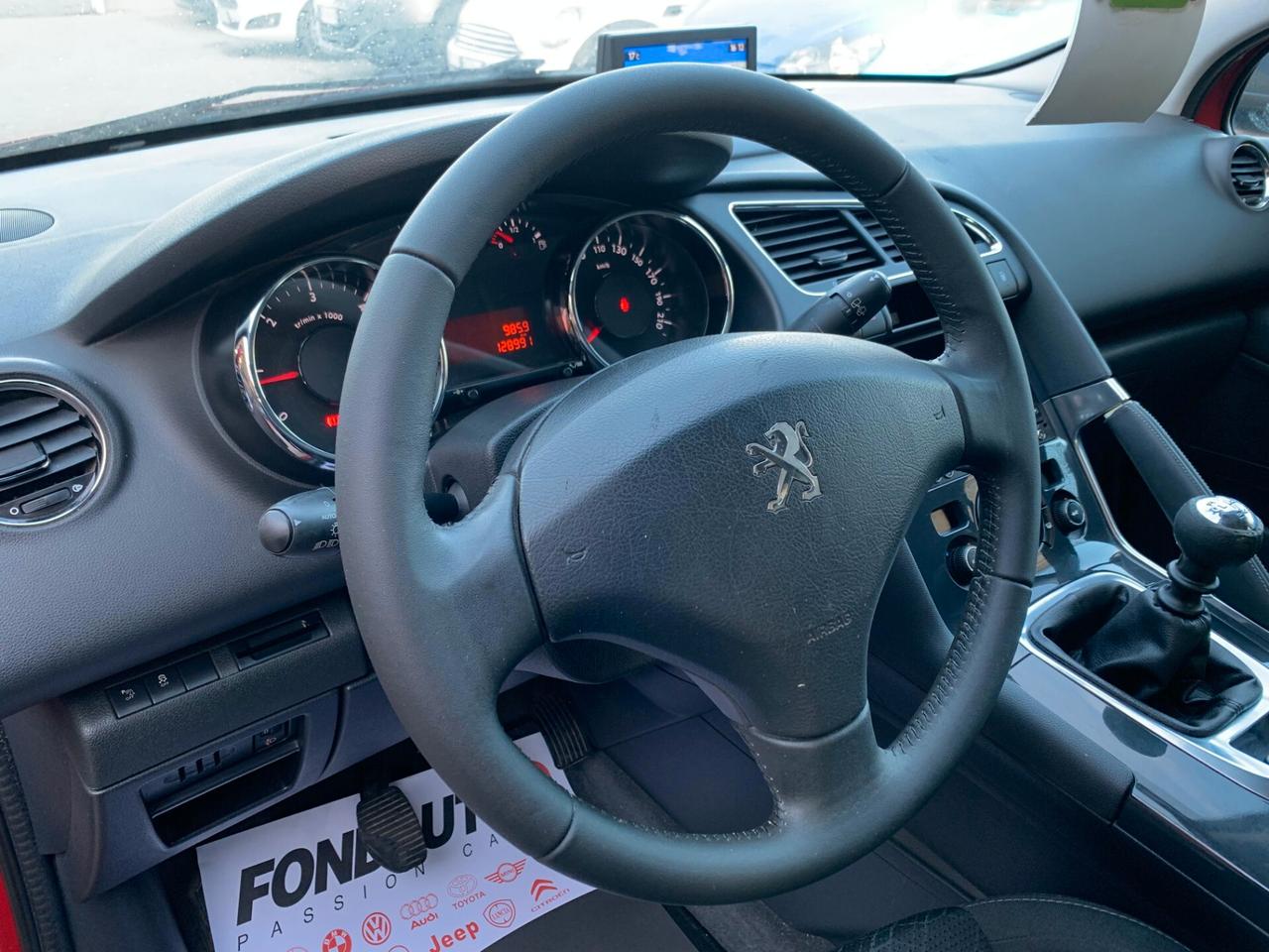 Peugeot 3008 1.6 HDi 115CV Allure