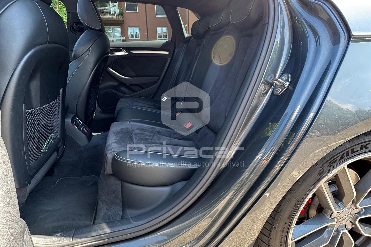 AUDI S3 SPB 2.0 TFSI quattro S tronic