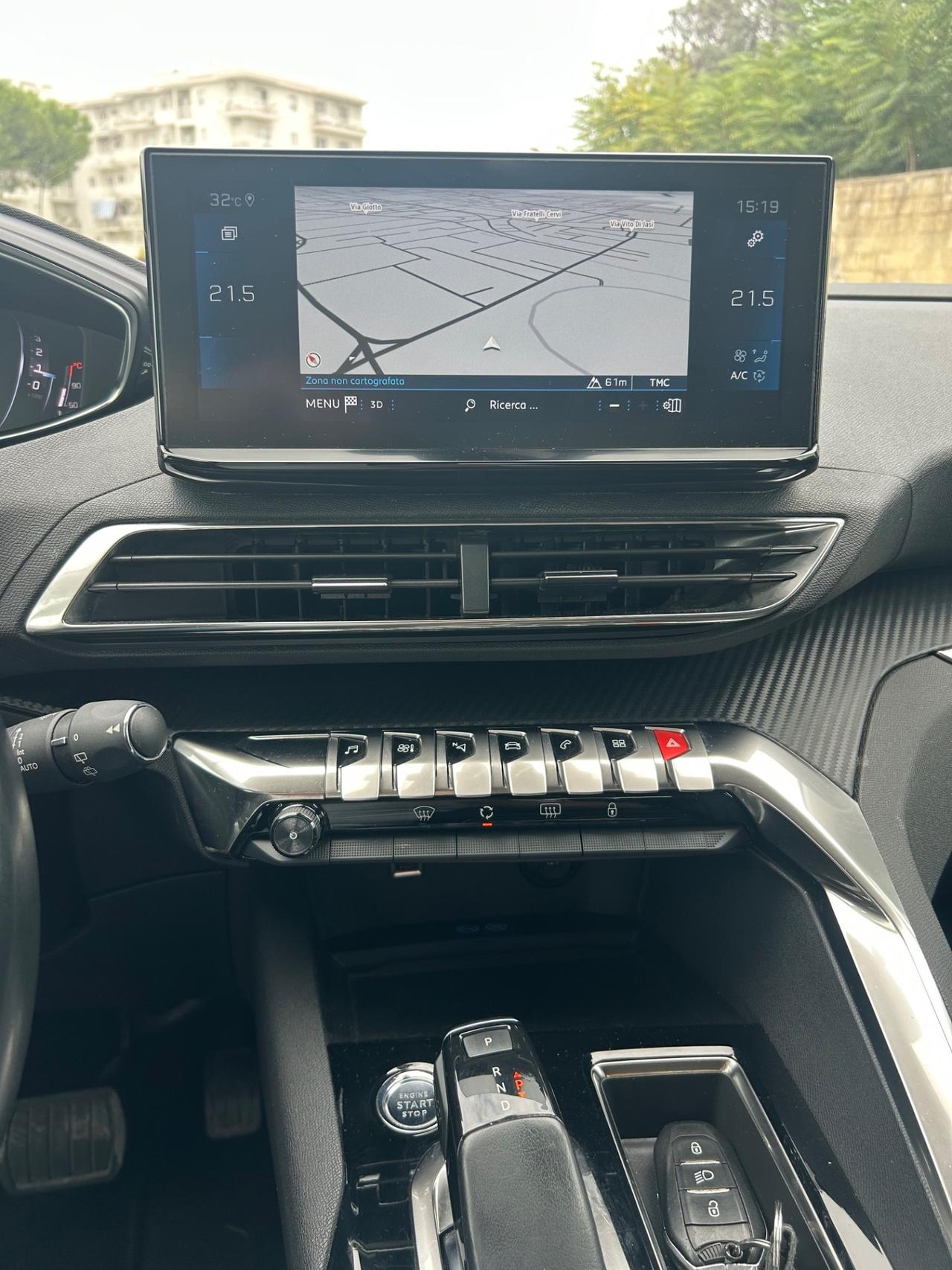 Peugeot 3008 BlueHDi 130 S&S EAT8 Allure da vetrina