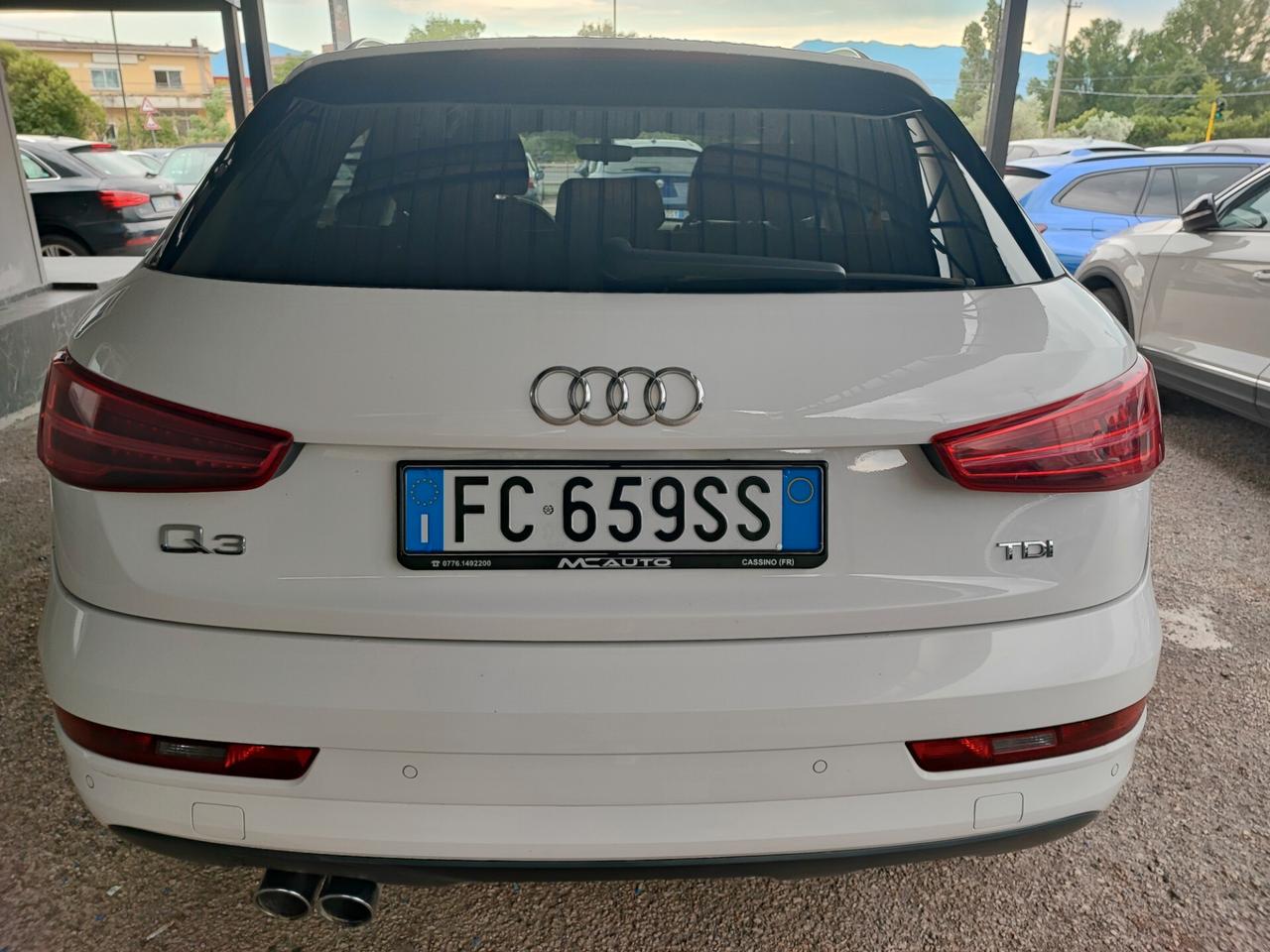 Audi Q3 2.0 TDI 120 CV Design