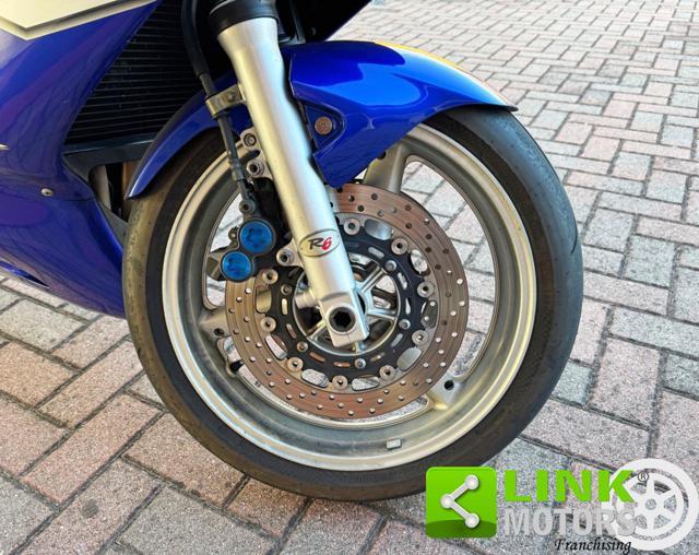 YAMAHA YZF R6 600