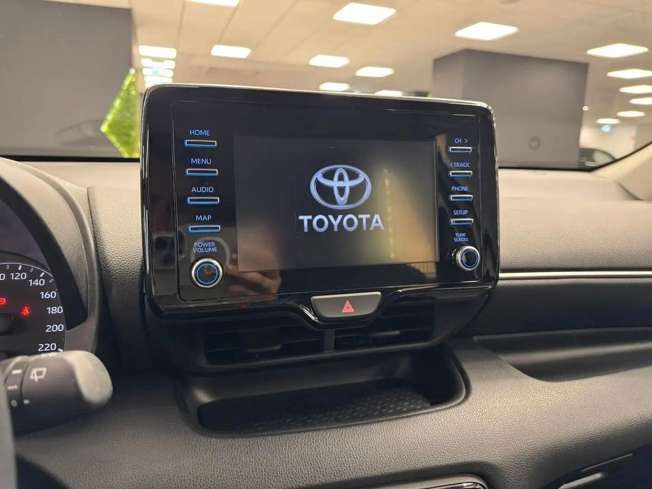 Toyota Yaris 1.5 Hybrid 5 porte Trend