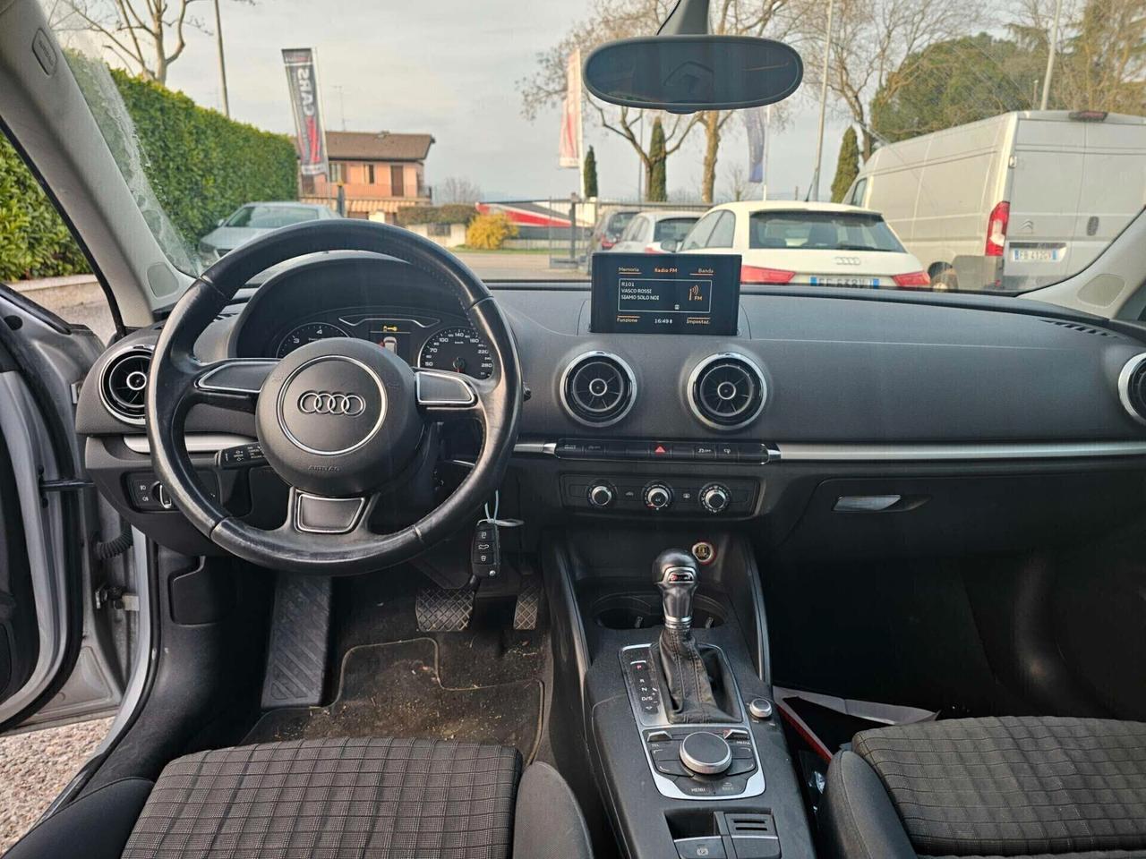 Audi A3 SPB 1.6 TDI clean diesel S tronic Ambition