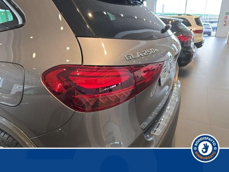 Mercedes-Benz GLA 250 E PLUG-IN HYBRID AUTOMATIC AMG line ADVANCED PLUS