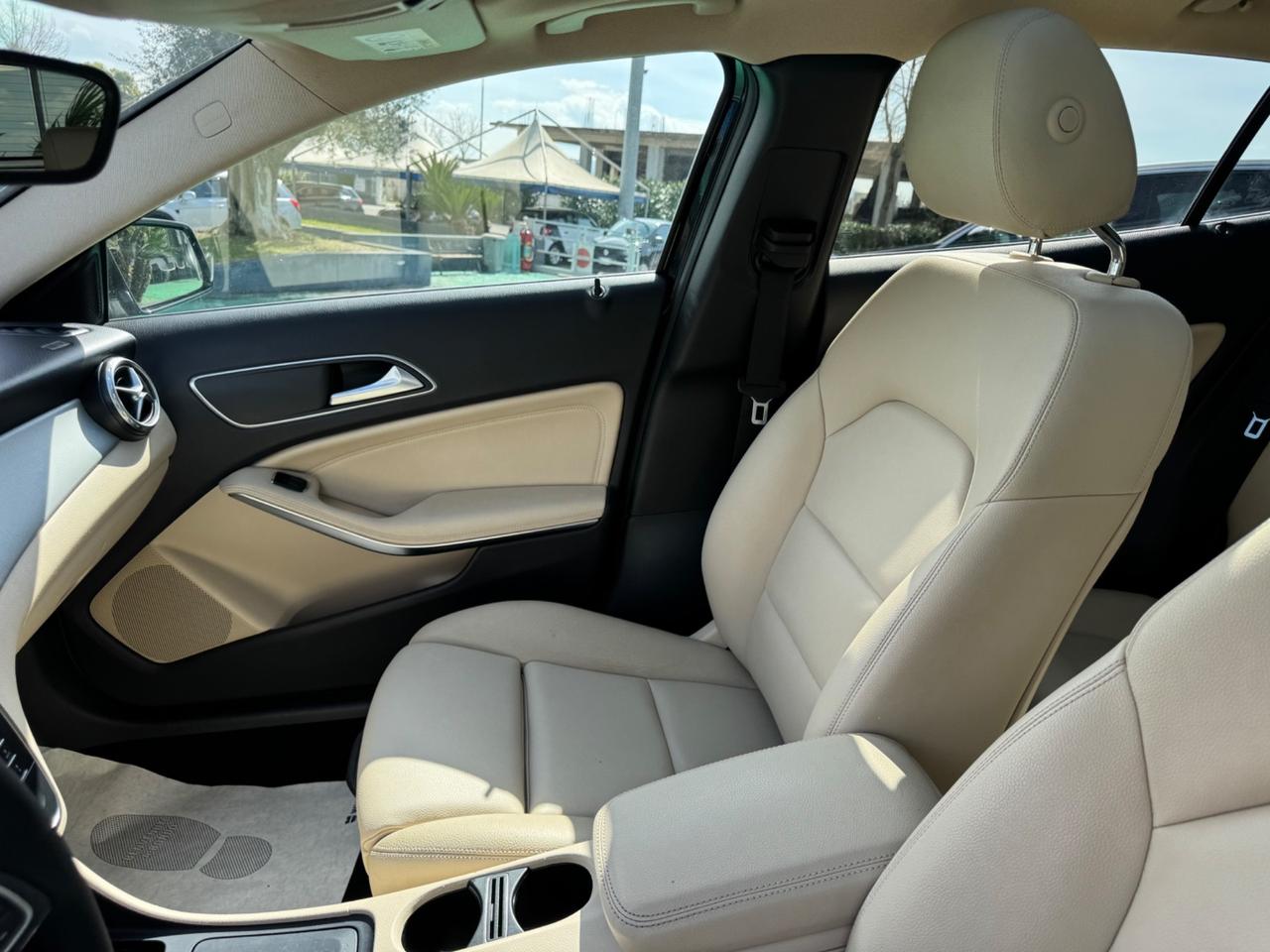 Mercedes-benz GLA 200 d Automatic Premium