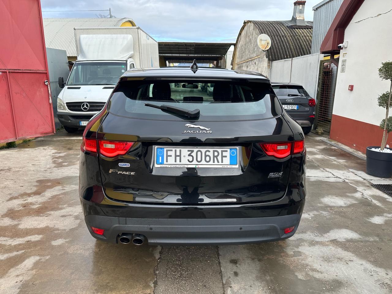 Jaguar F-Pace 2.0 D 180 CV AWD Full Optional