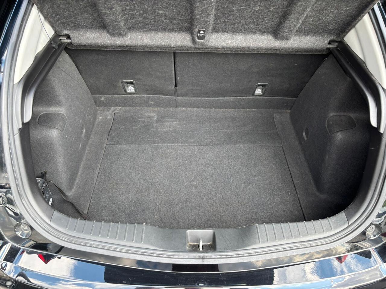 Honda Civic 1.4 i-VTEC Elegance Navi OK Neopatentati