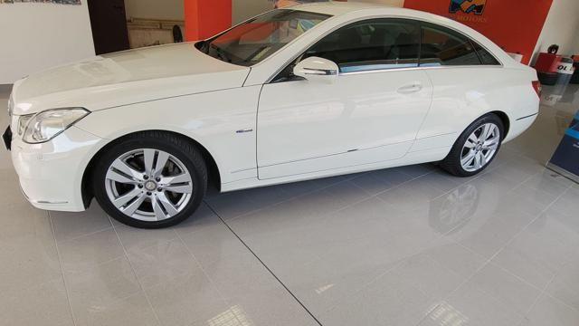 MERCEDES-BENZ E 250 CDI Coupé BlueEFFICIENCY Avantgarde