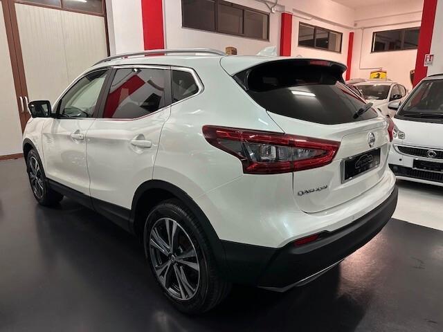 Nissan Qashqai 1.3 DIG-T N-Connecta