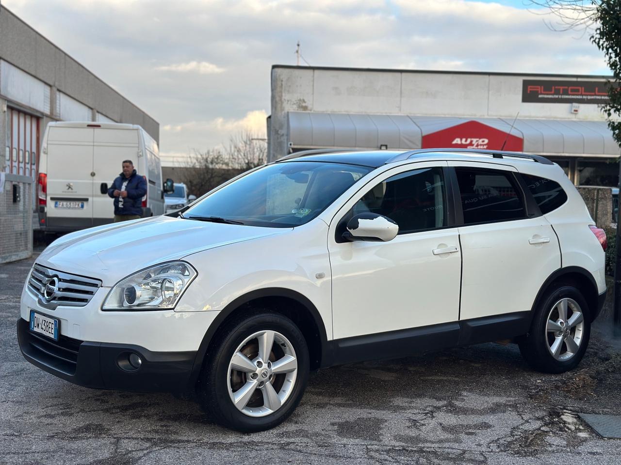 Nissan Qashqai 2 2.0 dCi DPF Tekna 2009