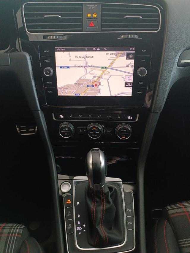 VOLKSWAGEN Golf GTI Performance 2.0 230 CV TSI DSG