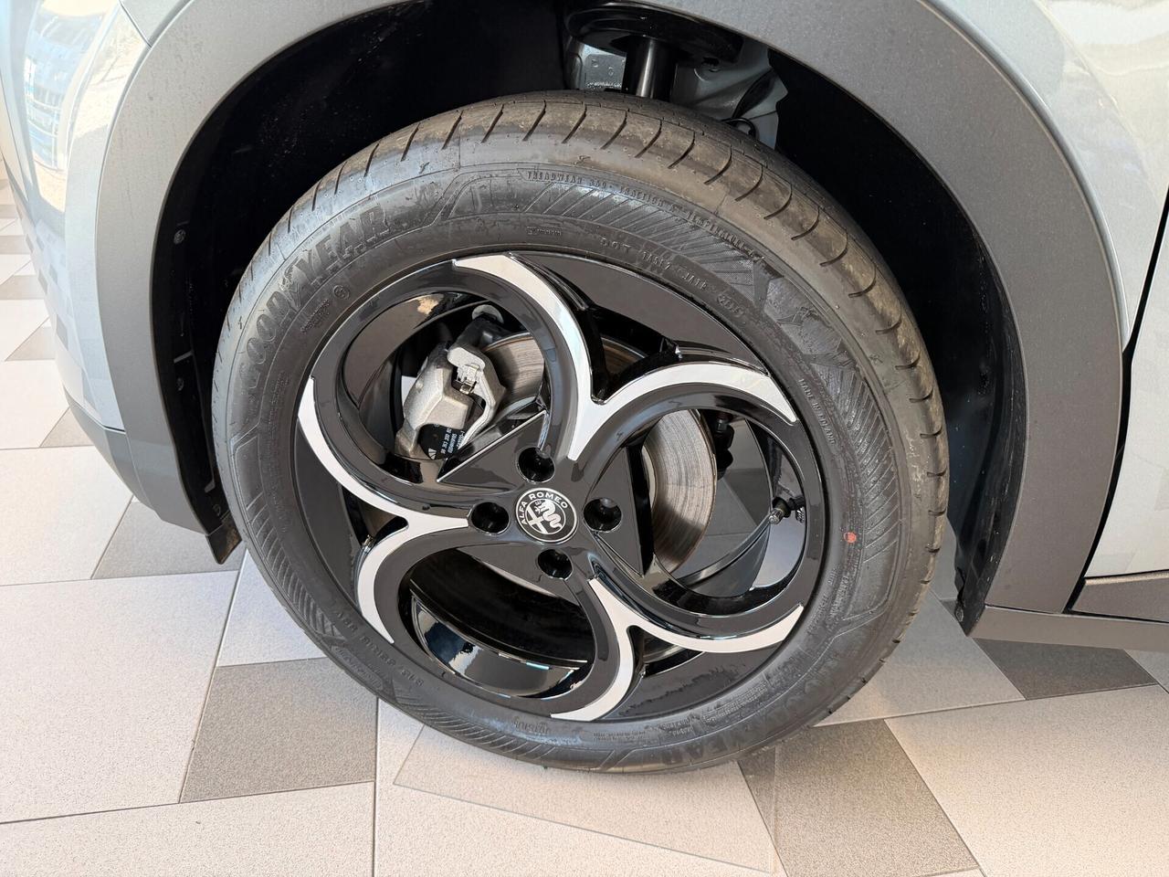 Alfa Romeo Junior 1.2 145 CV Hybrid eDCT6 Speciale