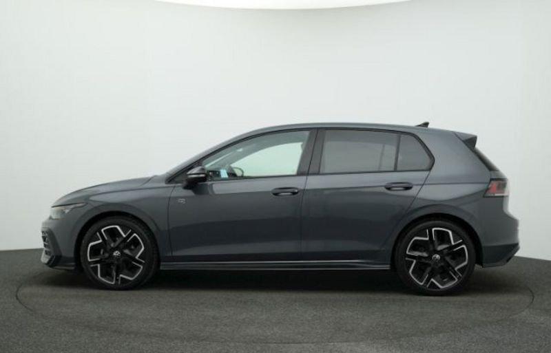 Volkswagen Golf 2.0 TDI 150 CV DSG SCR R-Line Nuovo Modello Black Style Matrix Led