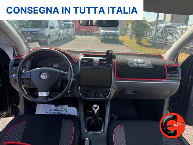 VOLKSWAGEN Golf 1.6 COMFORTLINE-CERCHI 17-RETROCAMERA-NAVI-