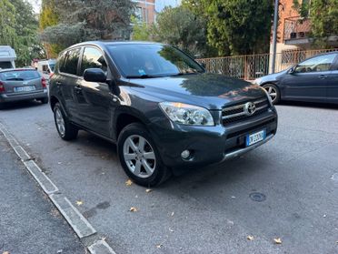 Toyota RAV 4 RAV4 2.2 D-4D 136 CV DPF Luxury crossover