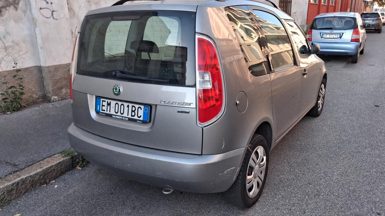 Skoda Roomster 1.2 TDI CR 75CV Ambition