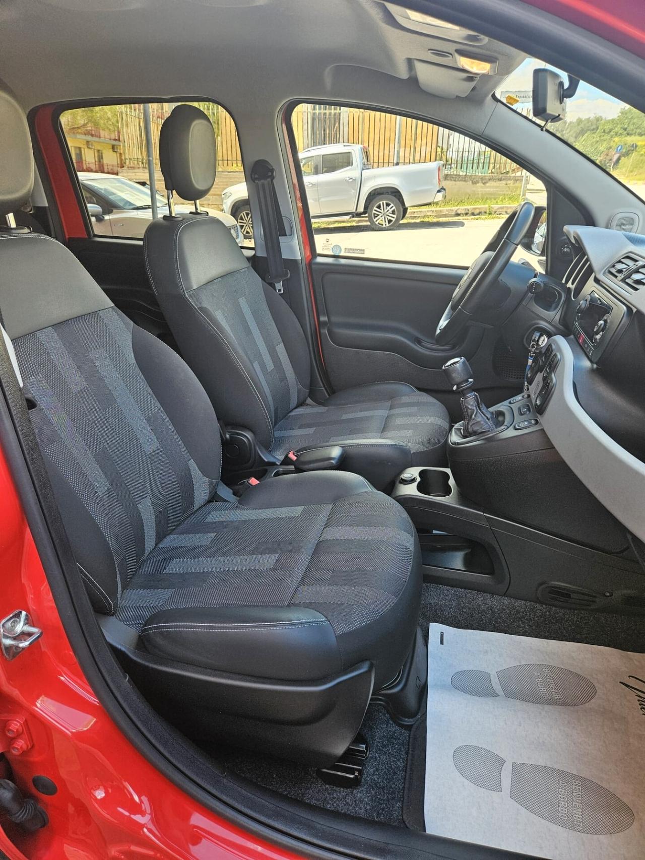 Fiat Panda Fiat Panda CROSS 1.2 BENZ/GPL 51kw 69cv