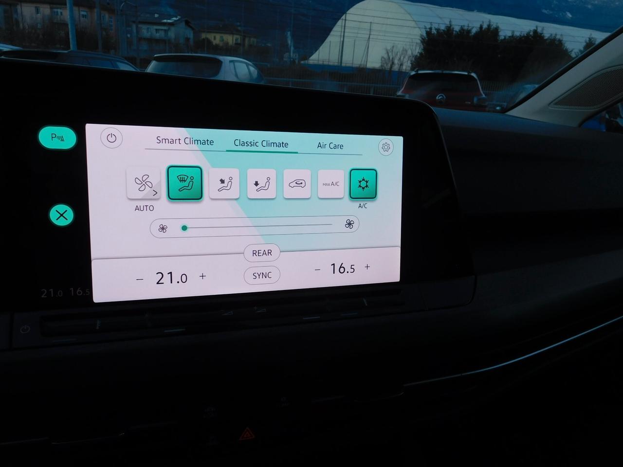 Volkswagen Golf 1.5 eTSI 130 CV EVO ACT DSG Style