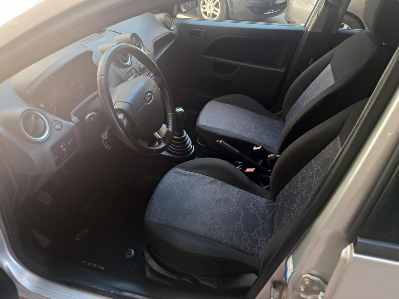 Ford Fiesta 1.4 TDCi 5p.-NEOPATENTATI-Euro2990