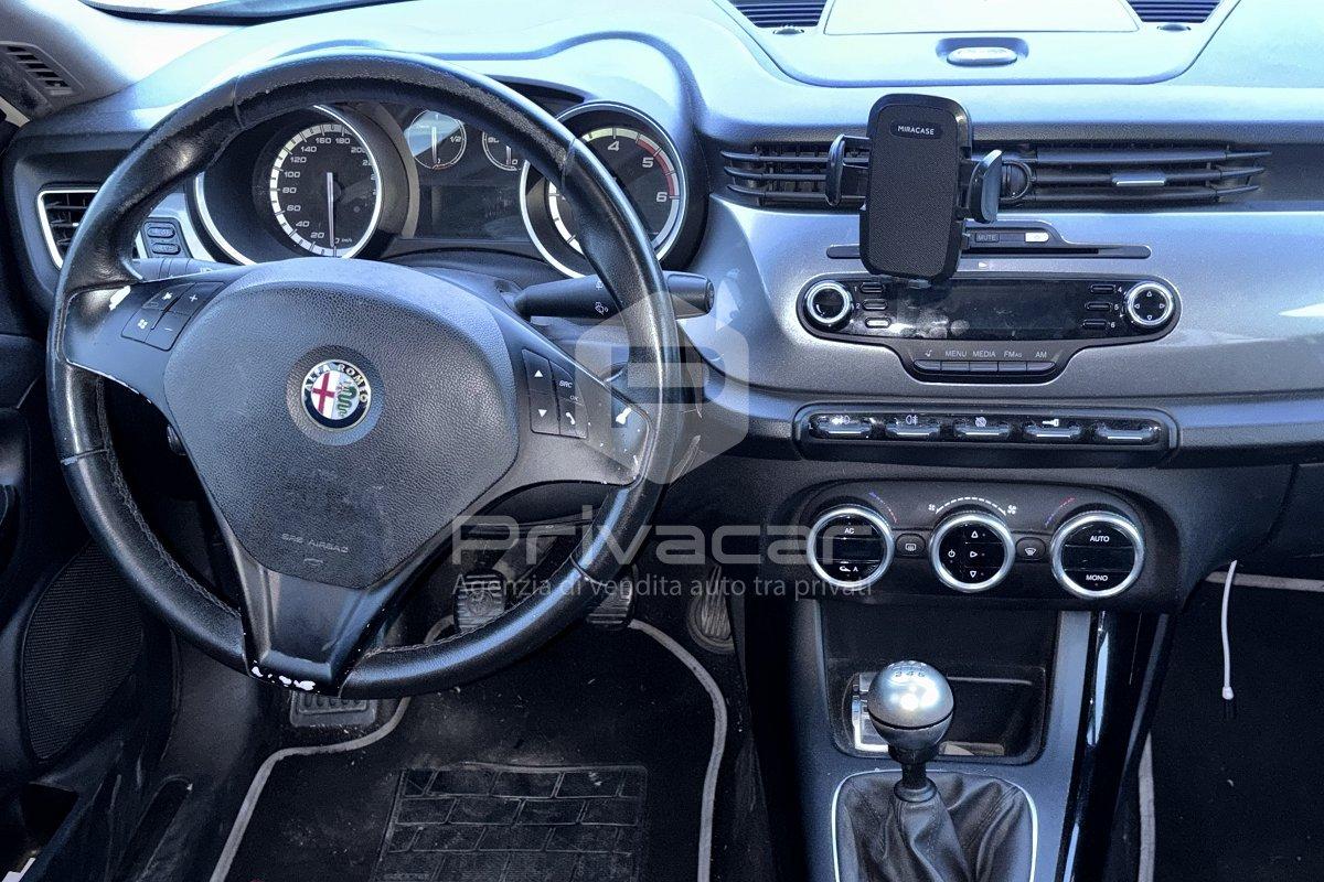 ALFA ROMEO Giulietta 1.6 JTDm-2 105 CV Distinctive
