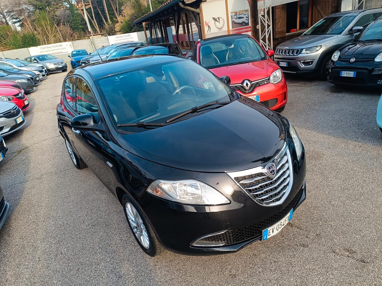 Lancia Ypsilon 1.2 69 CV 5 porte Platinum