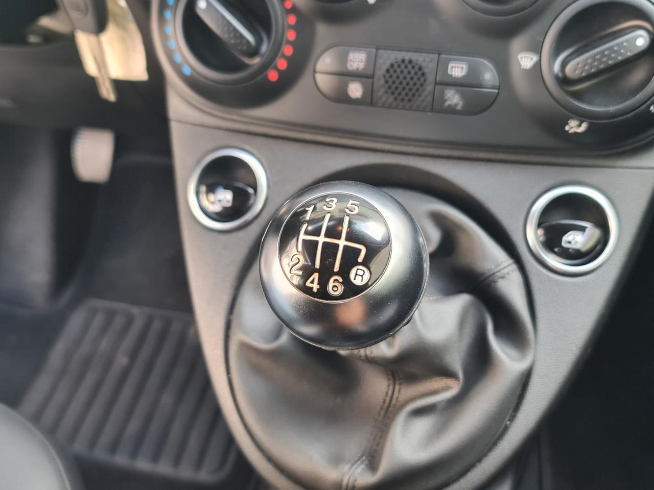 Fiat 500 1.0 Hybrid Connect - km certificati