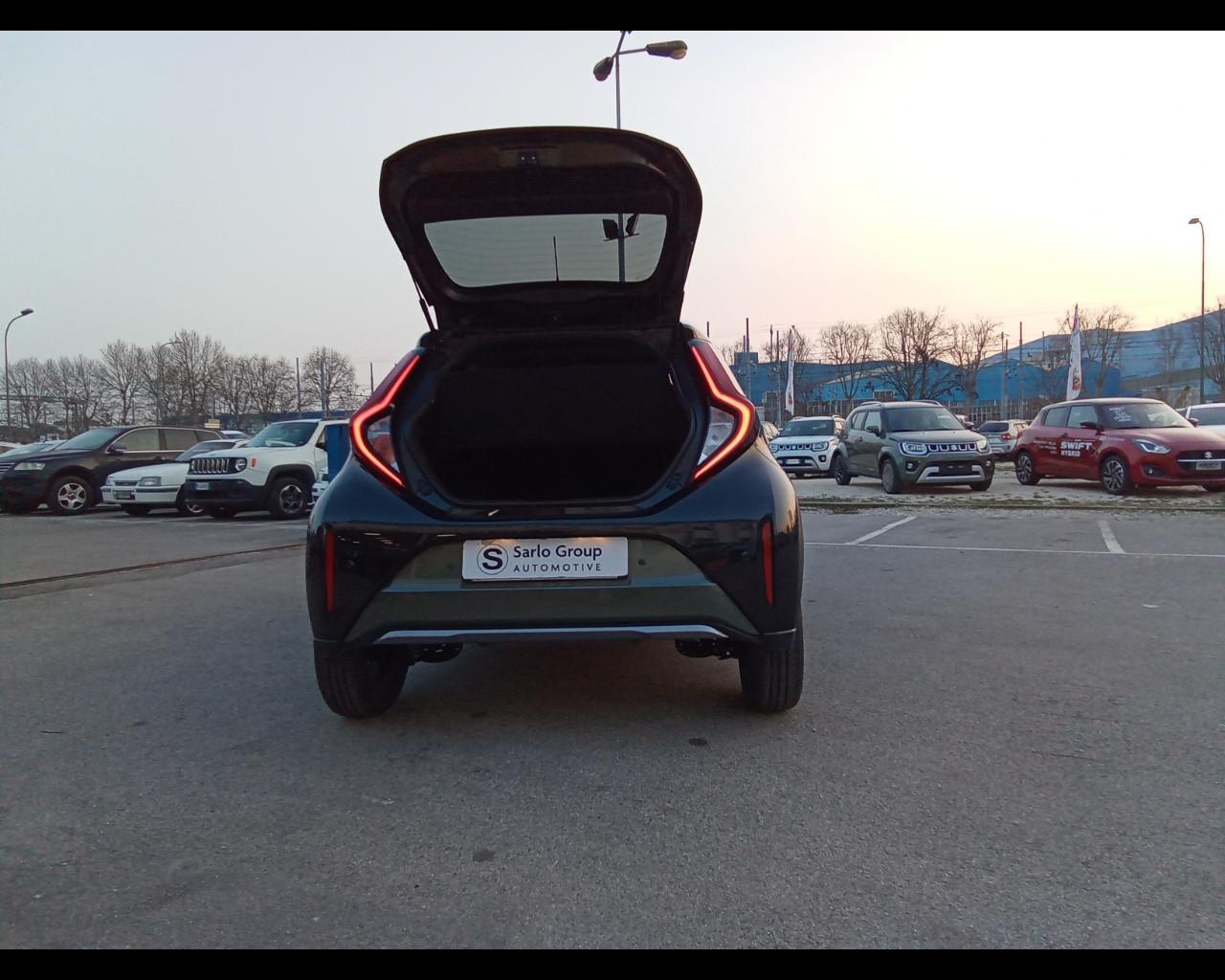 TOYOTA Aygo X - Aygo X 1.0 VVT-i 72 CV 5 porte Lounge