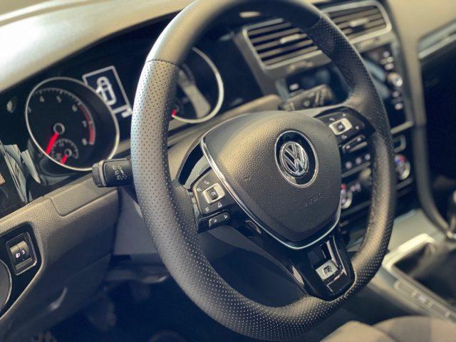 VOLKSWAGEN Golf 1.4 TGI 5p. R-Line Unico Proprietario