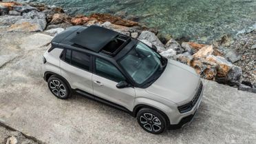 Jeep Avenger 1.2 Turbo 100 CV Summit / Tetto Panoramico / Full
