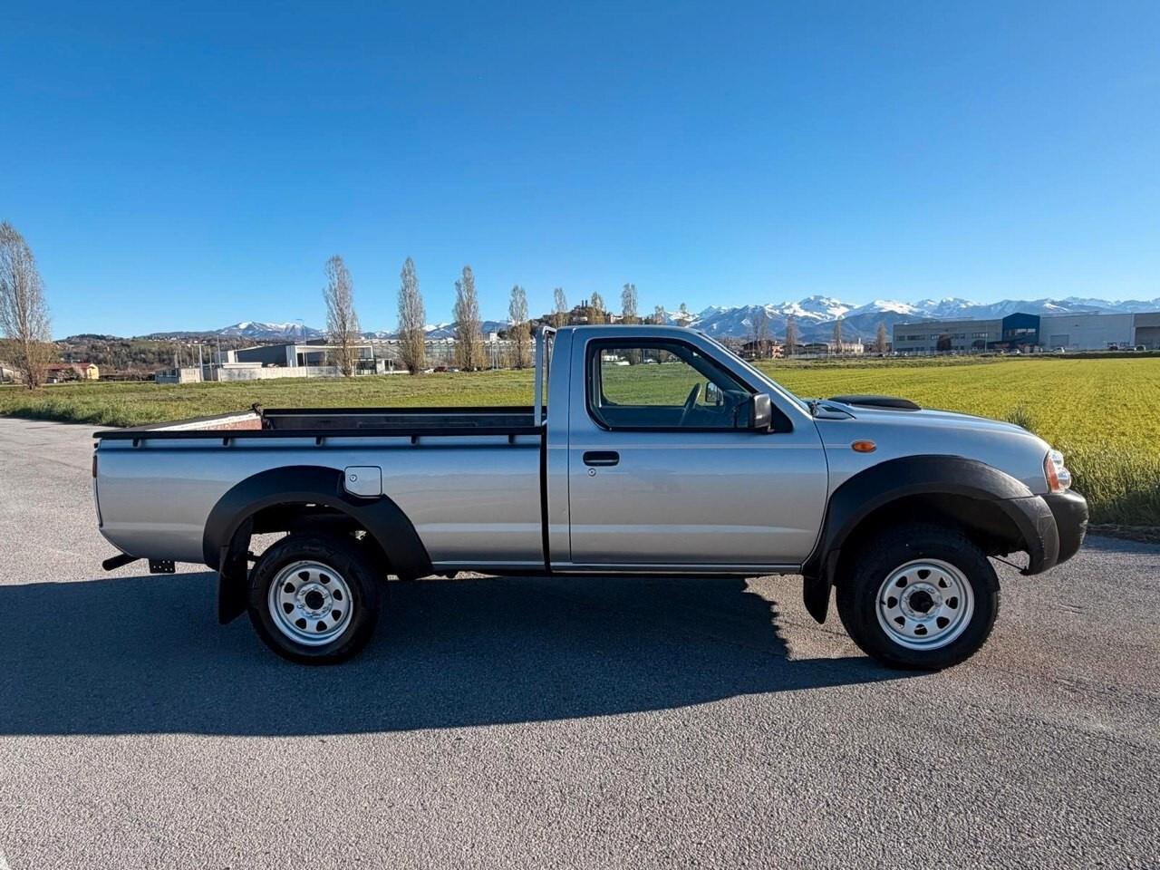 Nissan NP300 2.5 D 2p. King Cab Easy Chassis