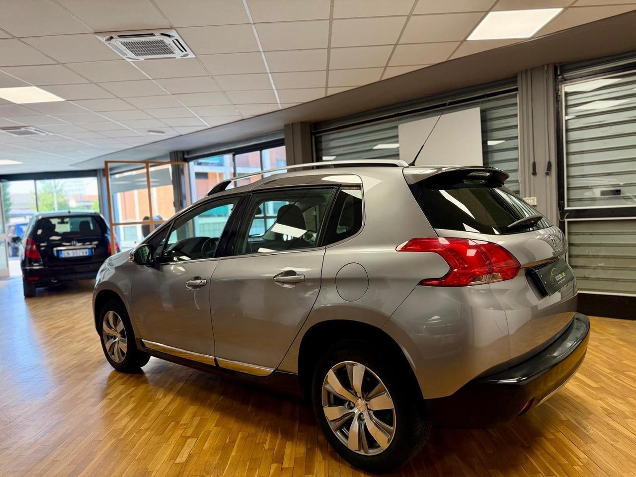 Peugeot 2008 PureTech 82 Allure