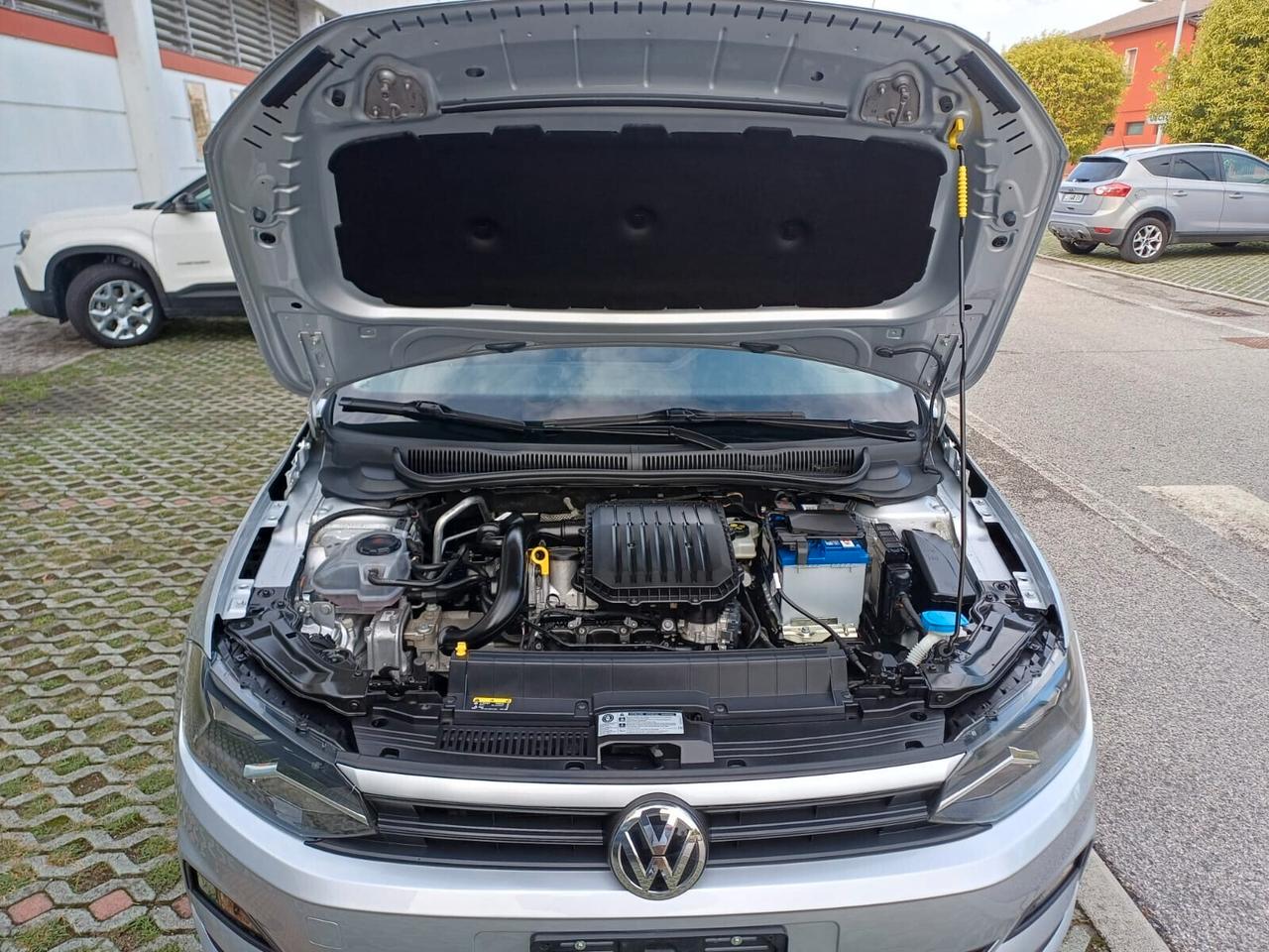 Volkswagen Polo 1.0 MPI 65 cv 5 porte Trendline BMT
