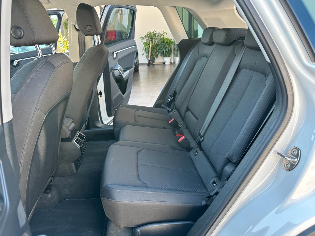 Audi Q3 35 TDI S tronic Business