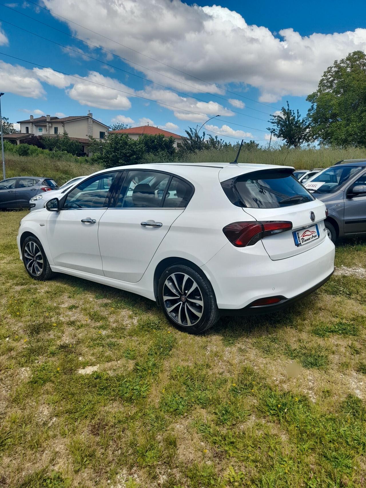 Fiat Tipo 1.6 Mjt S&S 5 porte Lounge