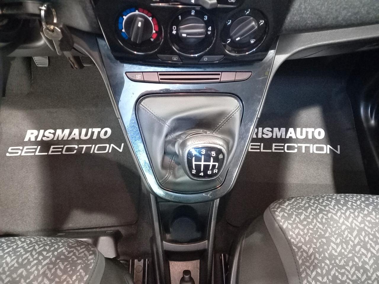 Lancia Ypsilon 1.0 FireFly 5 porte S&S Hybrid Ecochic Gold