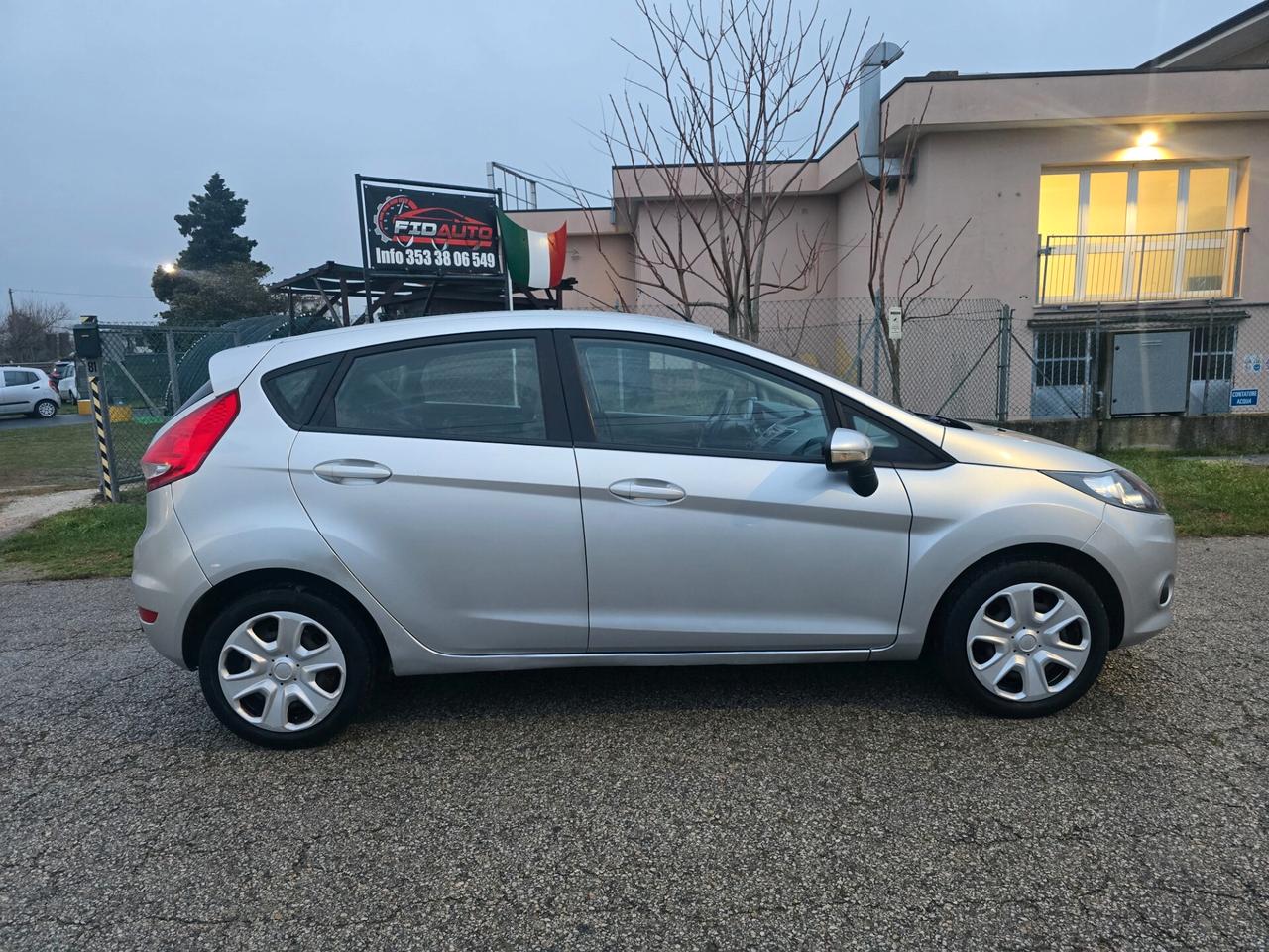 Ford Fiesta 1.2 Benzina con GARANZIA-NEOPATENTATI