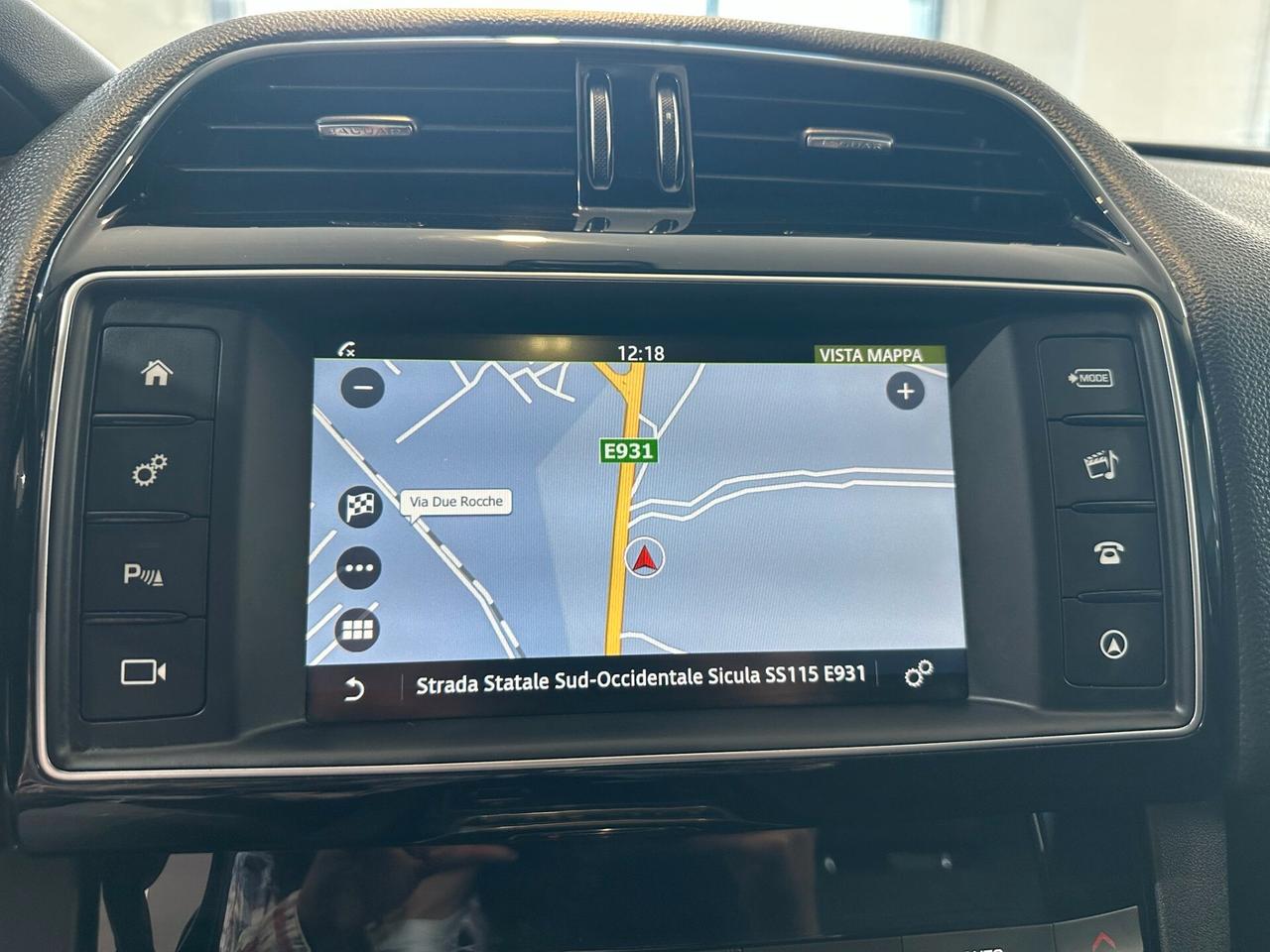 Jaguar F-Pace 2.0 D 180 CV AWD R-Sport