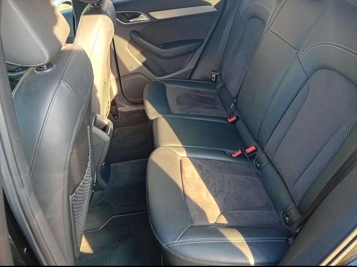 Audi Q3 2.0 TDI 120 CV S-Line