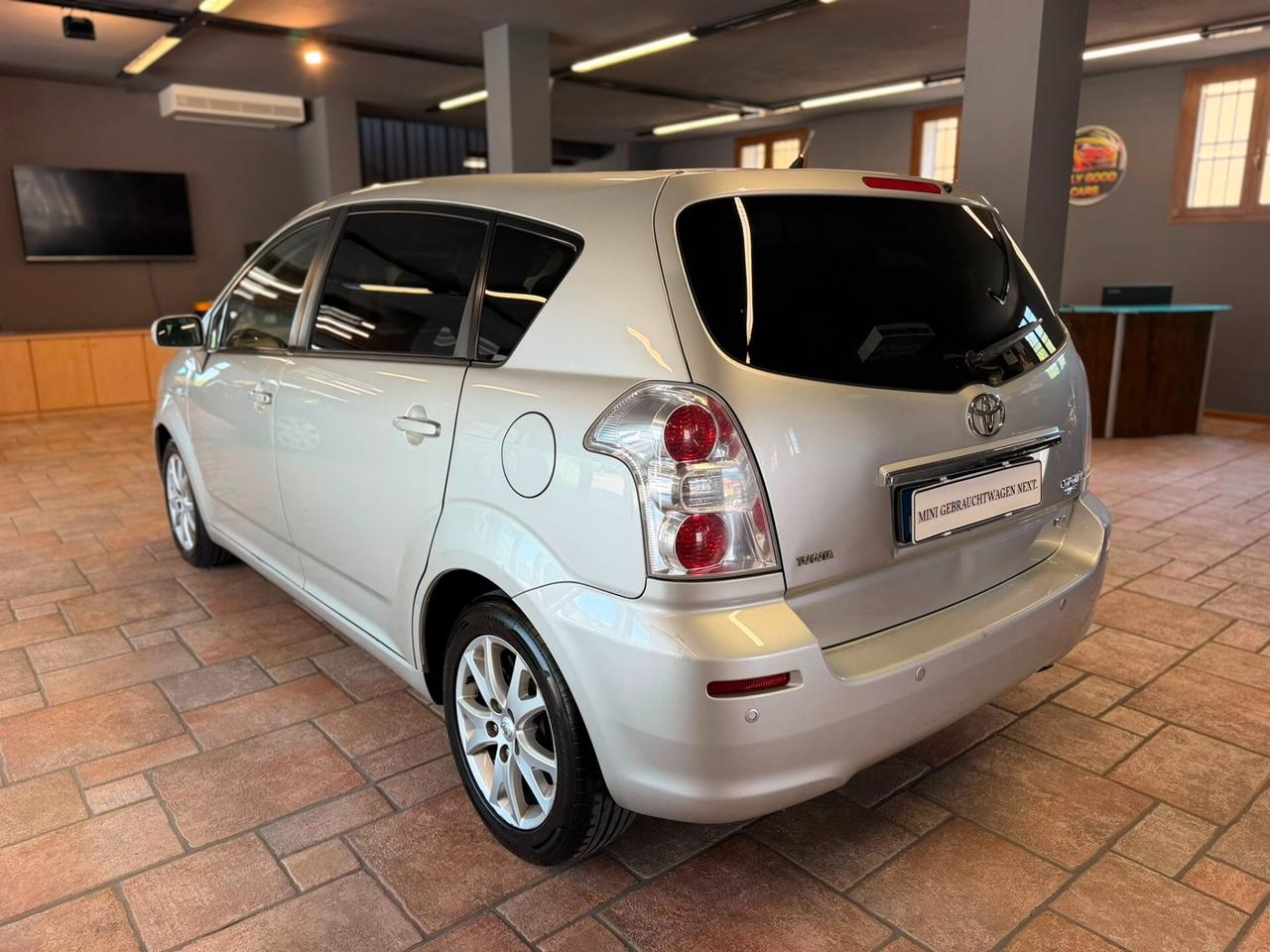 Toyota Corolla Verso 2.2 16V D-4D DPF Luna 7pti