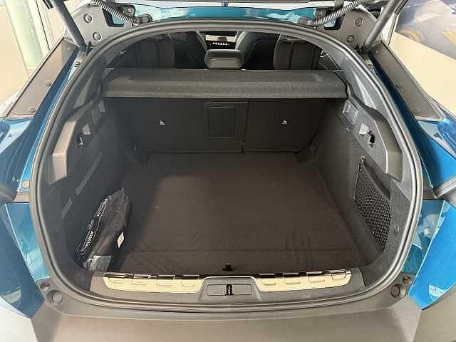 Peugeot 408 Hybrid 136 e-DCS6 GT