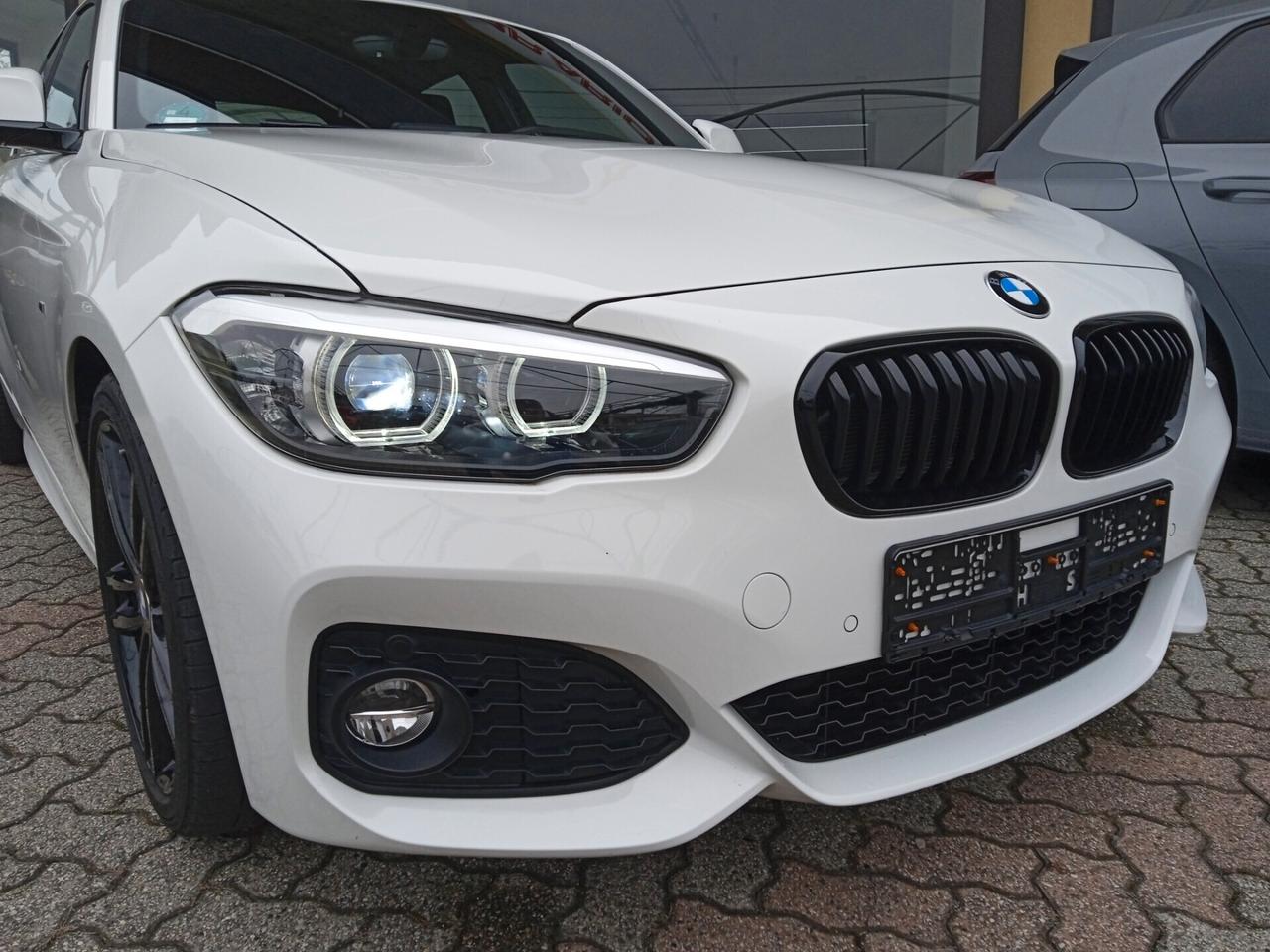 Bmw 120 I LED 18" SENS PARK DOPPI NAVY CRIUSE CONTROL CLIMA AUTOM. SEDILI RISCALDATI PRONTA CONSEGNA