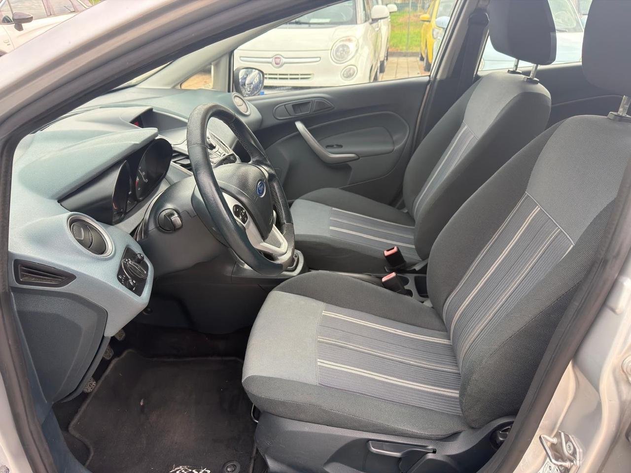Ford Fiesta 1.4 TDCi 5p. Titanium