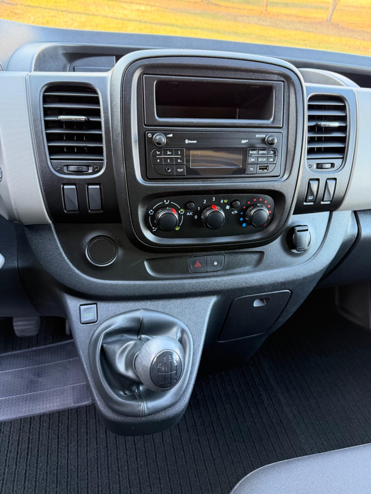 RENAULT TRAFIC 1.6 DCi 95 CV NEOPATENTATI Auto