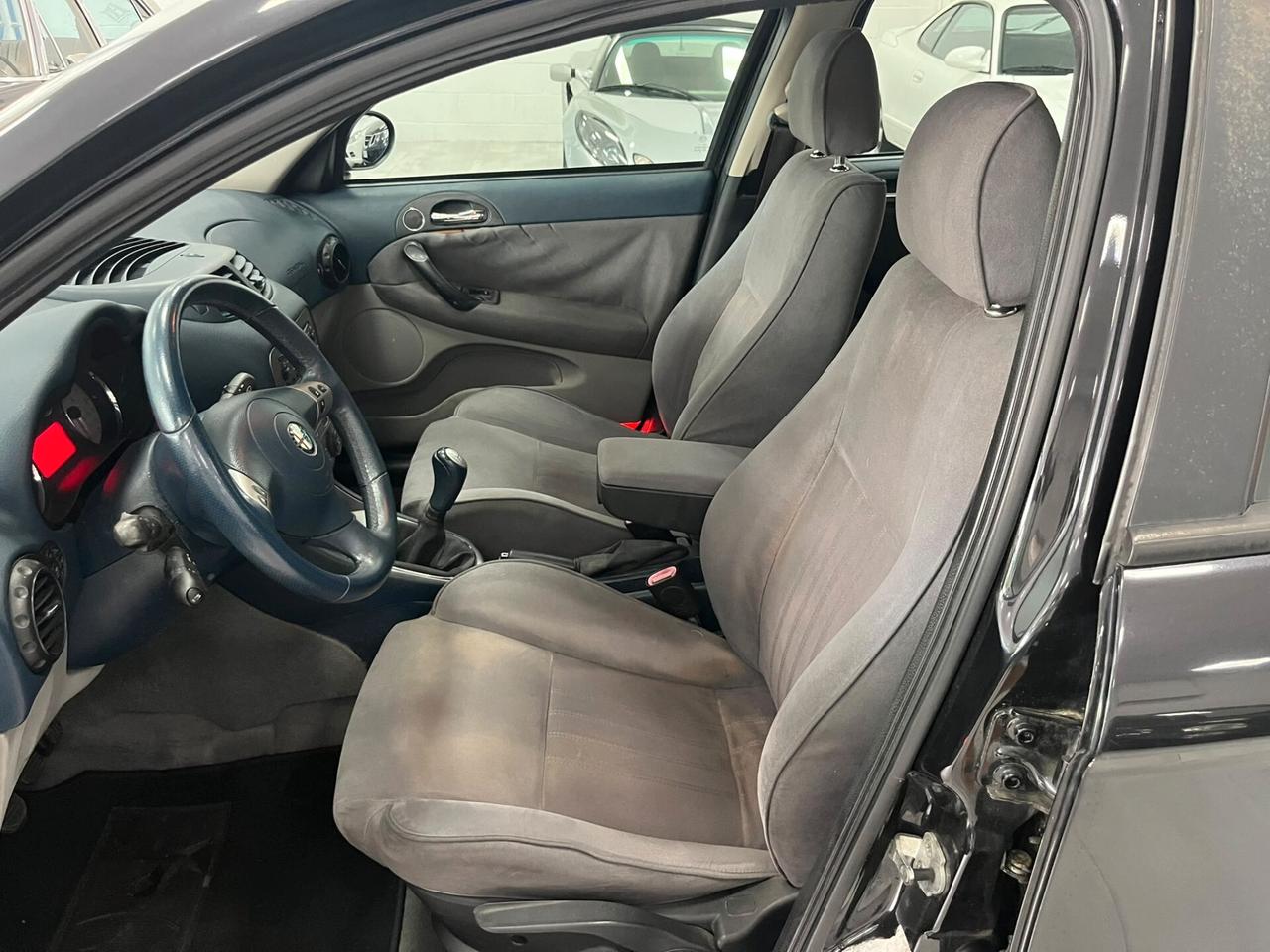 Alfa Romeo 147 5p 1.6 ts 16v 105cv