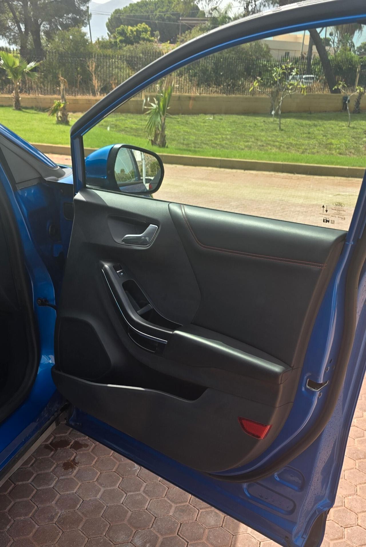 Ford Puma 1.0 EcoBoost Hybrid 125 CV S&S ST-Line – Crossover Sportivo ed Efficiente